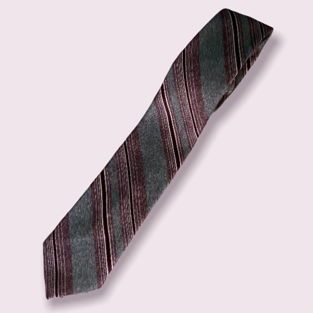 VINTAGE Pierre Cardin Made in Canada Tie